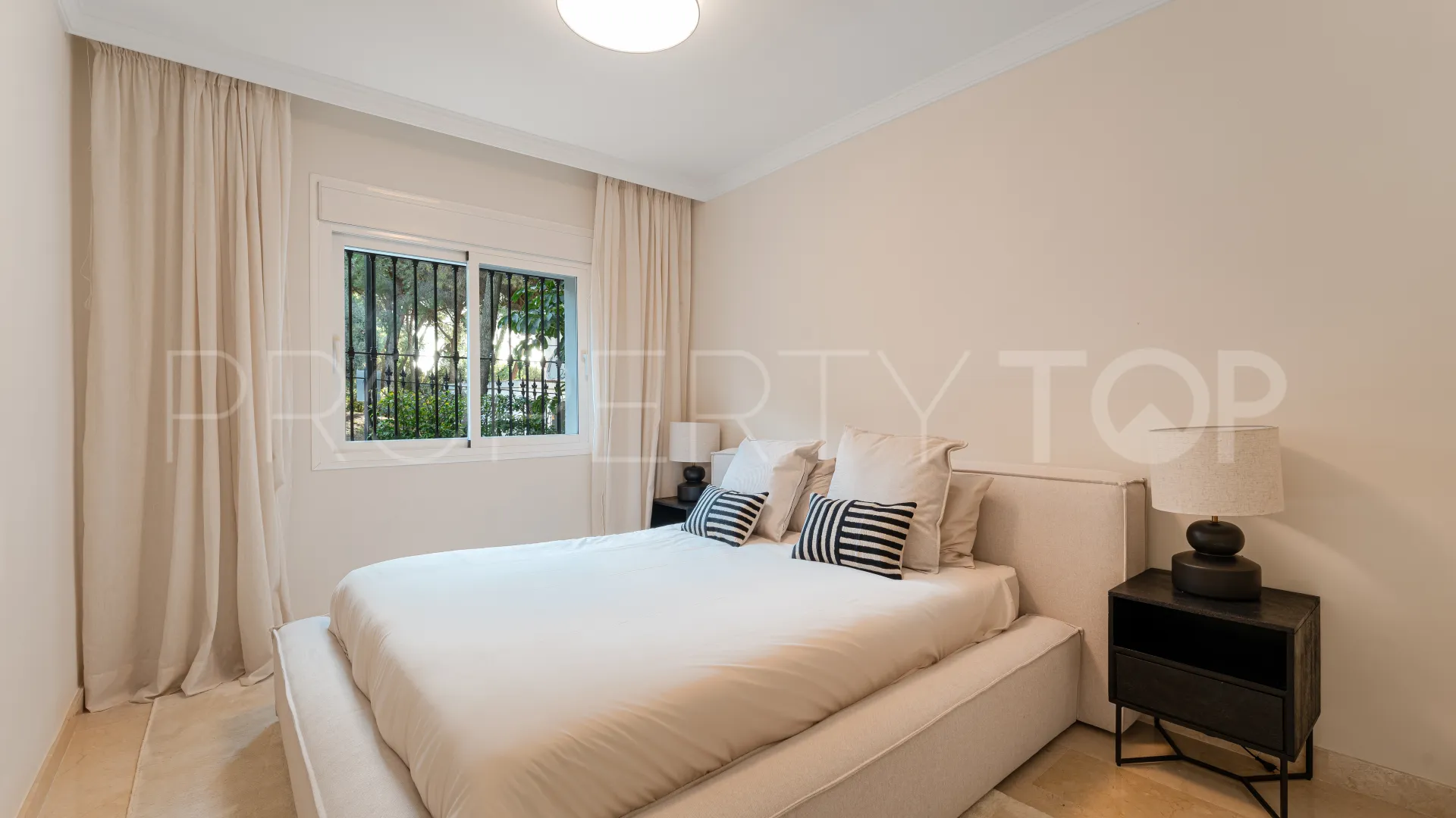 Ground floor apartment with 3 bedrooms for sale in Montebello Hills