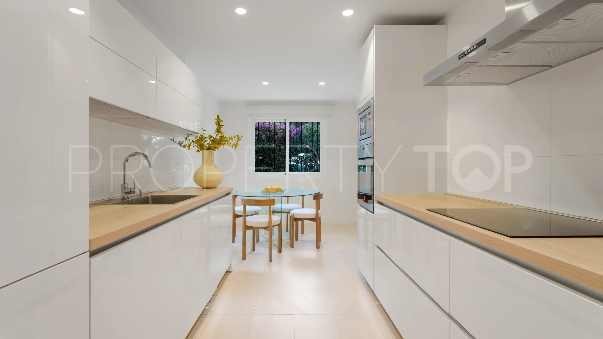 Ground floor apartment with 3 bedrooms for sale in Montebello Hills