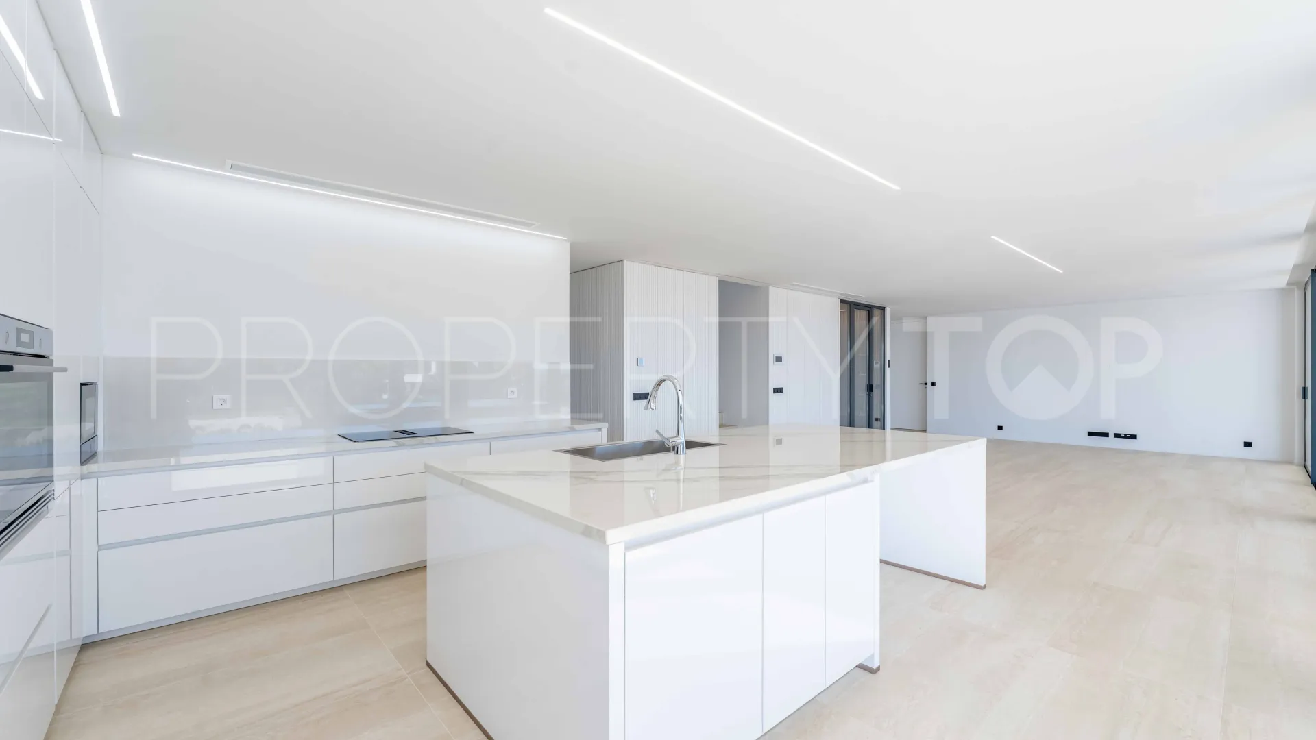 For sale 5 bedrooms villa in Sotogrande
