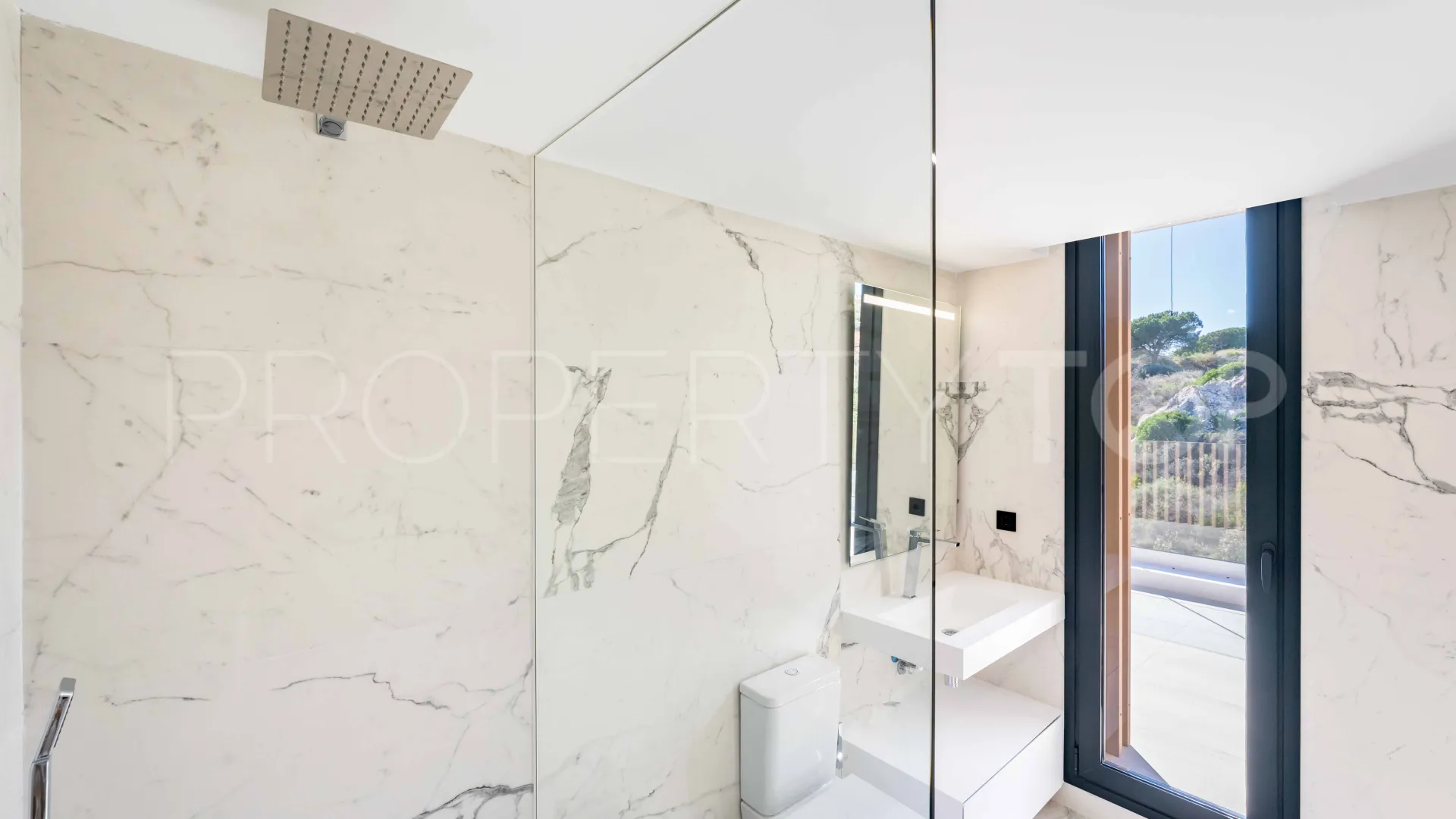 For sale 5 bedrooms villa in Sotogrande