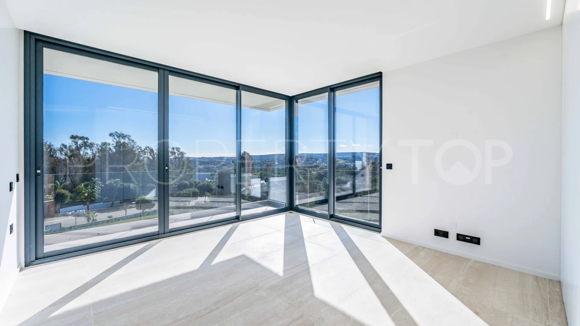 For sale 5 bedrooms villa in Sotogrande
