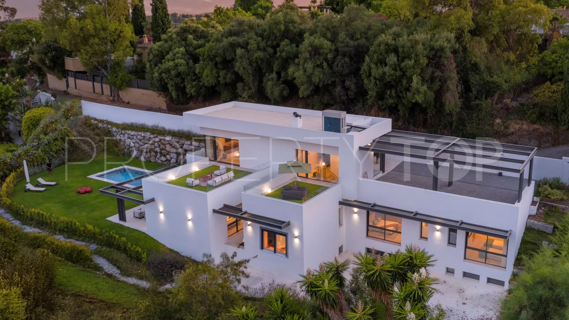 Villa con 6 dormitorios a la venta en Fuente del Espanto