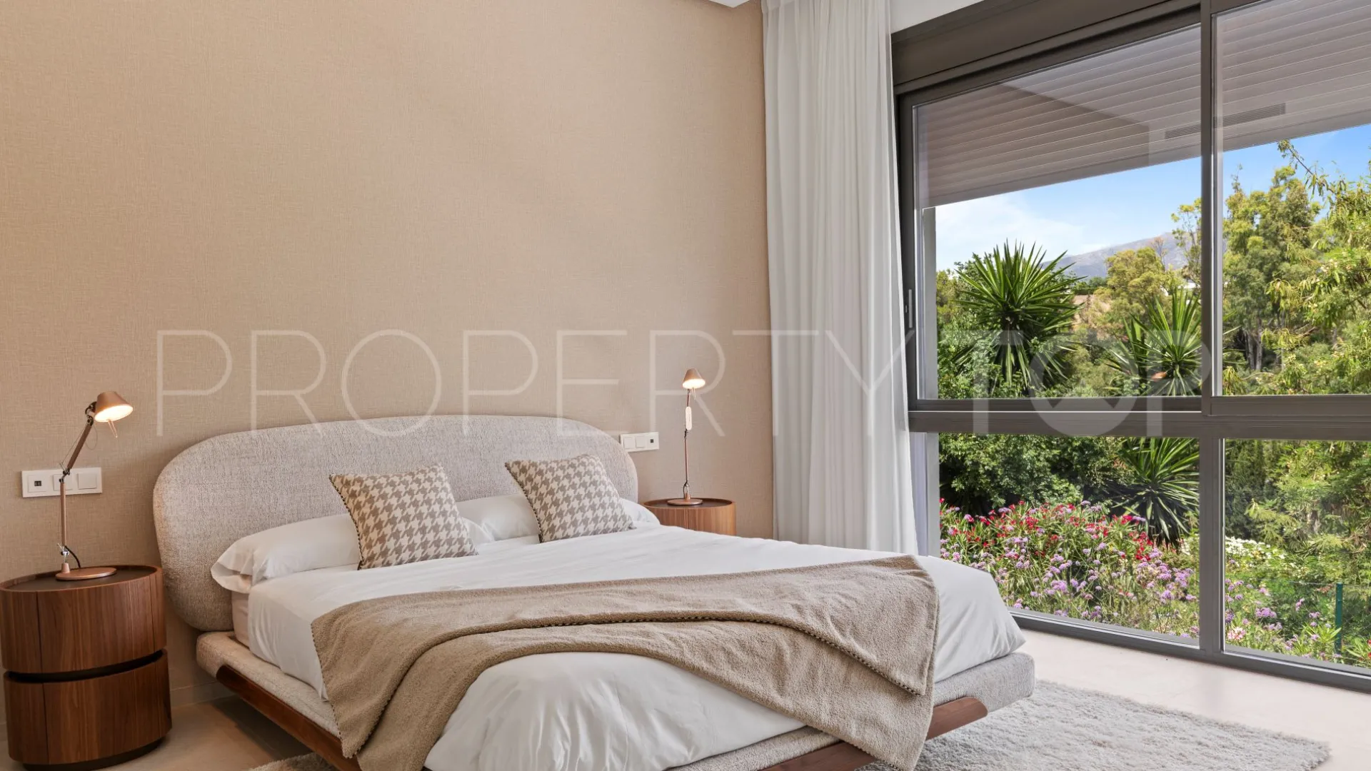 Villa con 6 dormitorios a la venta en Fuente del Espanto