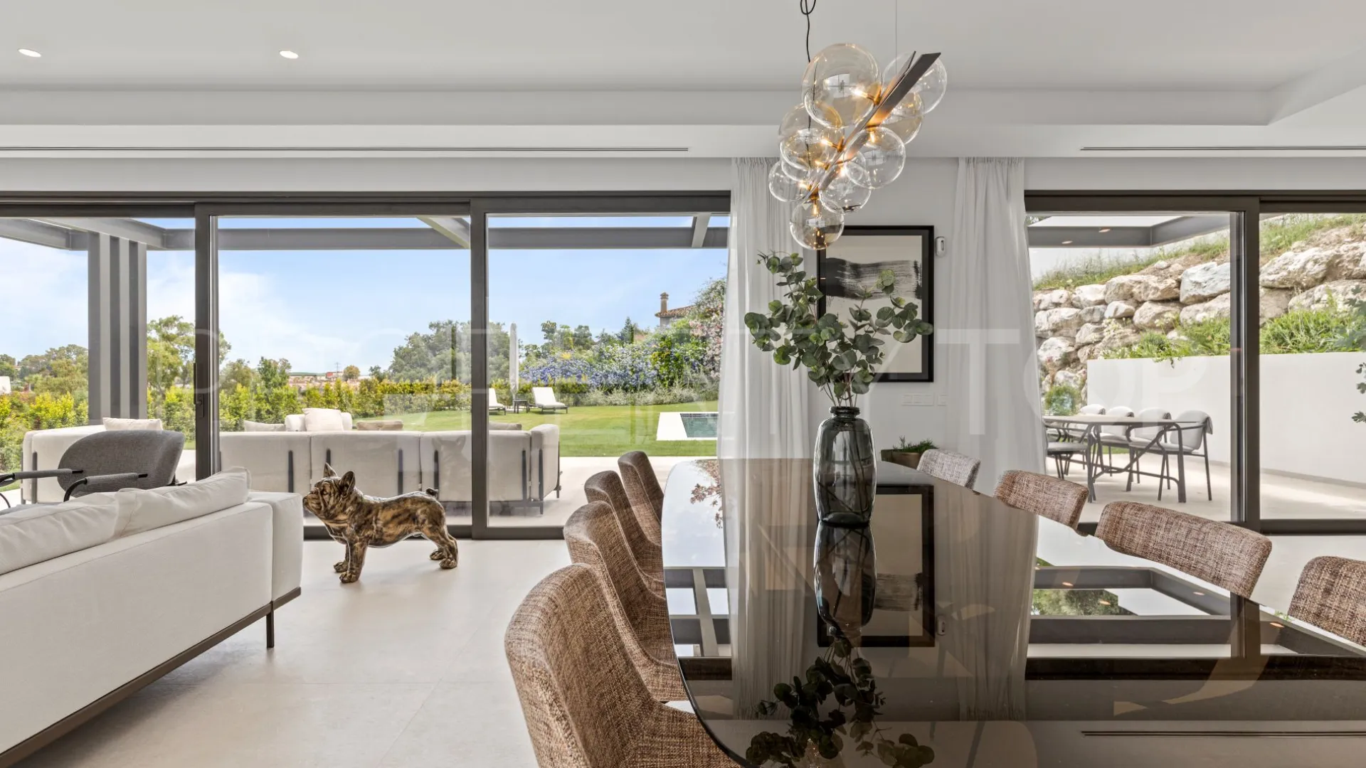 Villa con 6 dormitorios a la venta en Fuente del Espanto