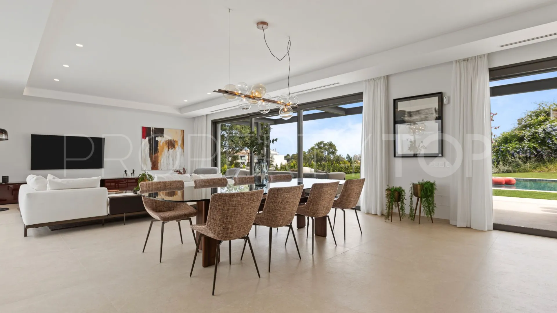 Villa con 6 dormitorios a la venta en Fuente del Espanto