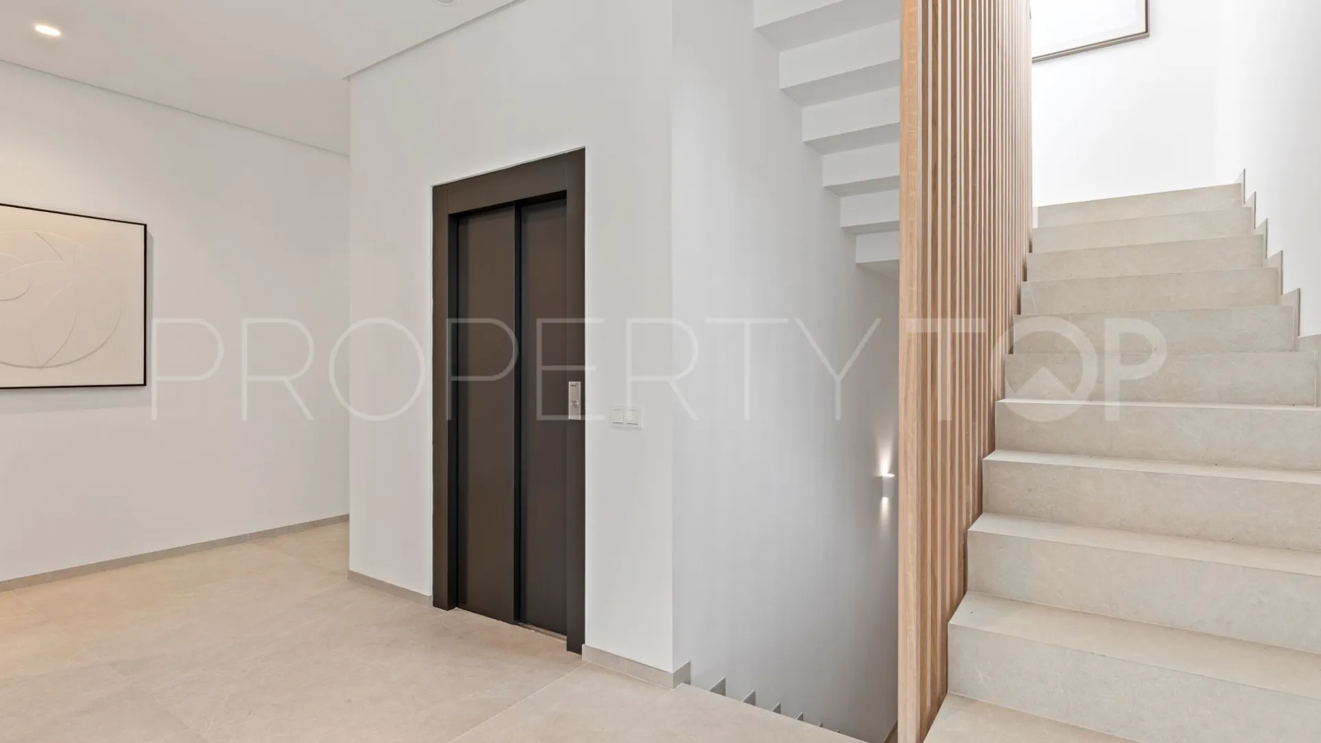 Villa con 6 dormitorios a la venta en Fuente del Espanto