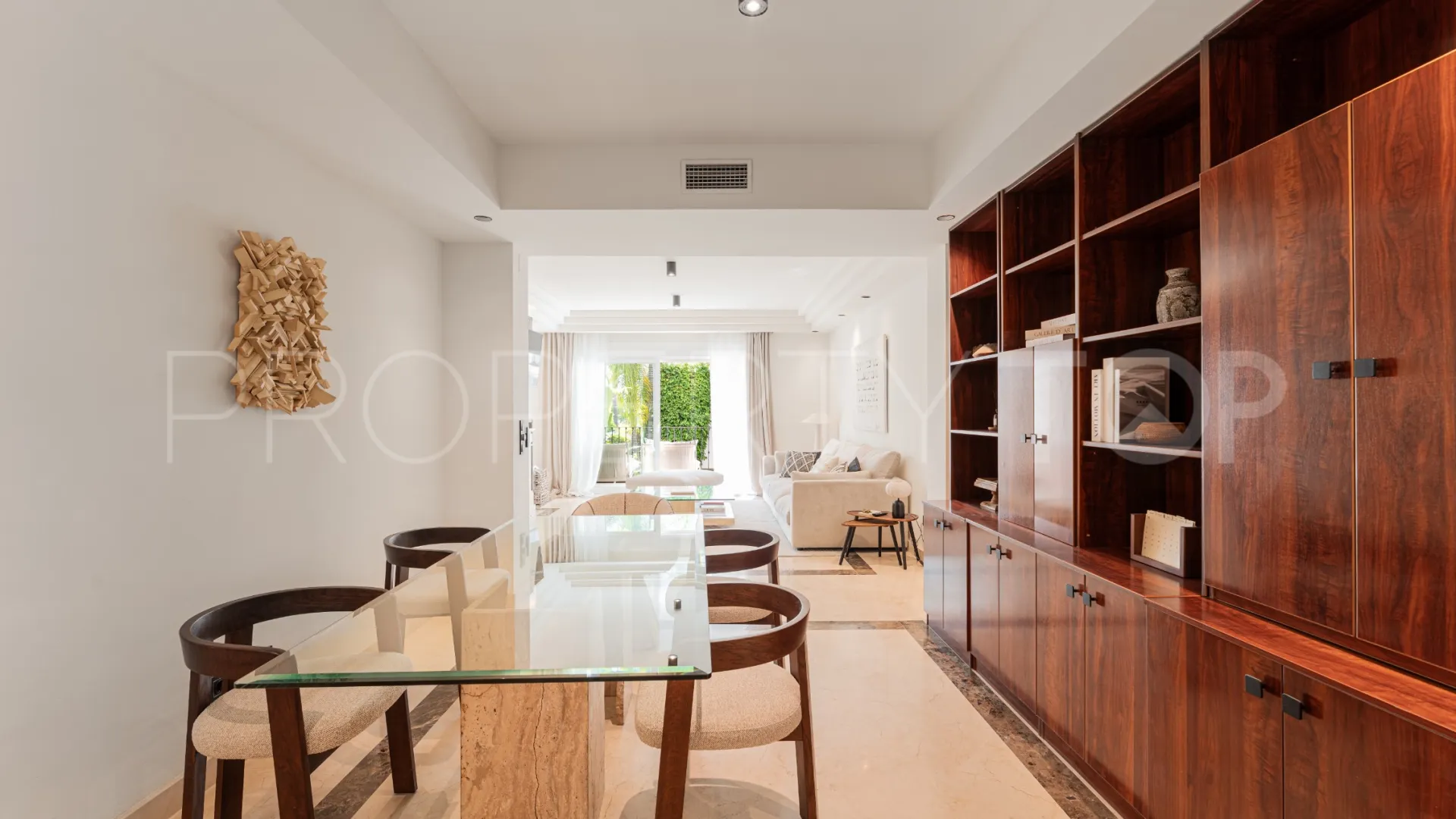 Se vende apartamento de 3 dormitorios en Sierra Blanca