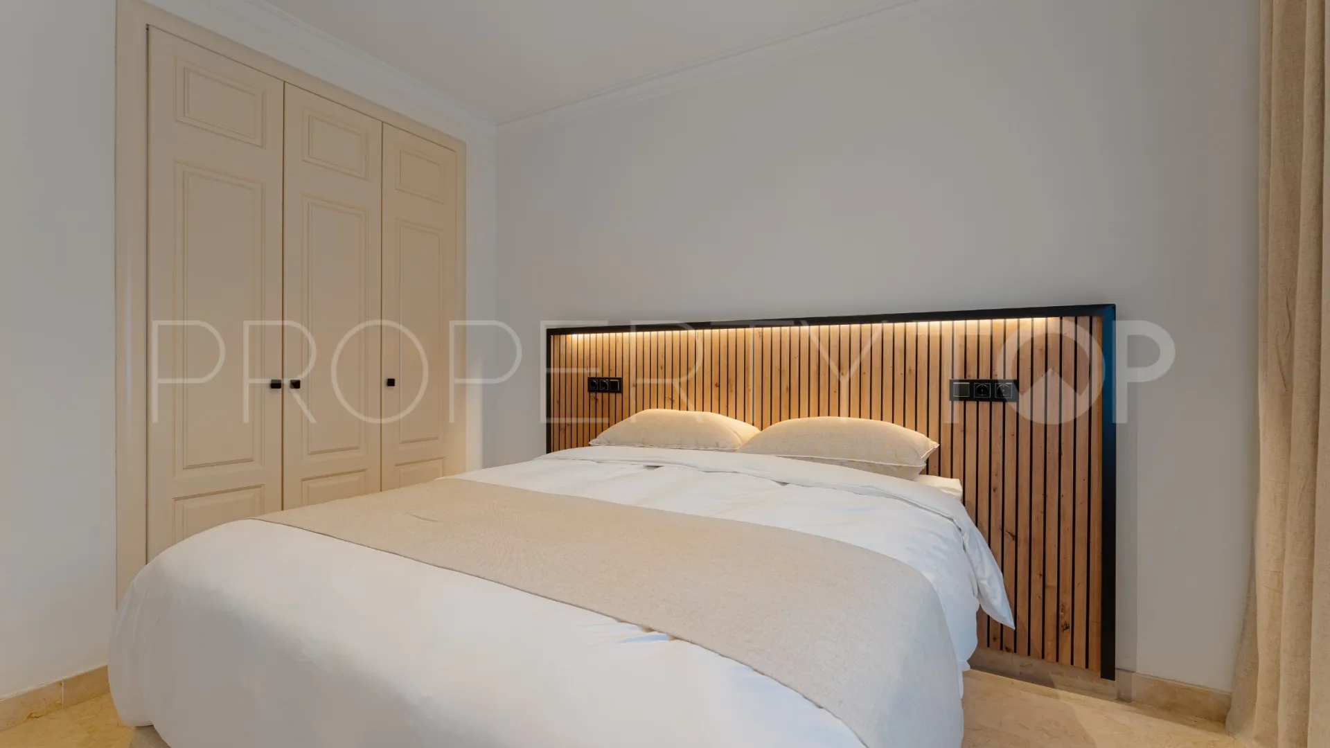 Se vende apartamento de 3 dormitorios en Sierra Blanca