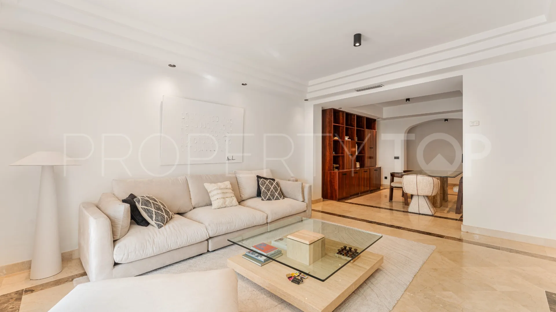 Se vende apartamento de 3 dormitorios en Sierra Blanca