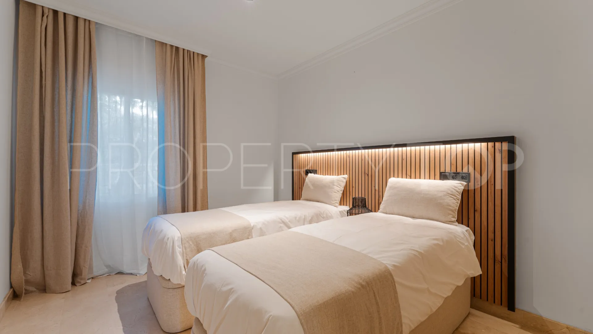 Se vende apartamento de 3 dormitorios en Sierra Blanca