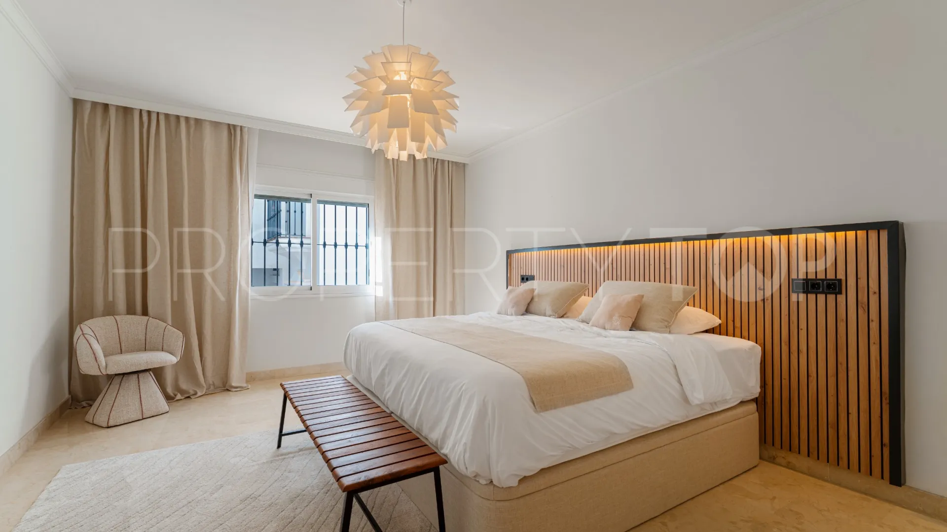 Se vende apartamento de 3 dormitorios en Sierra Blanca