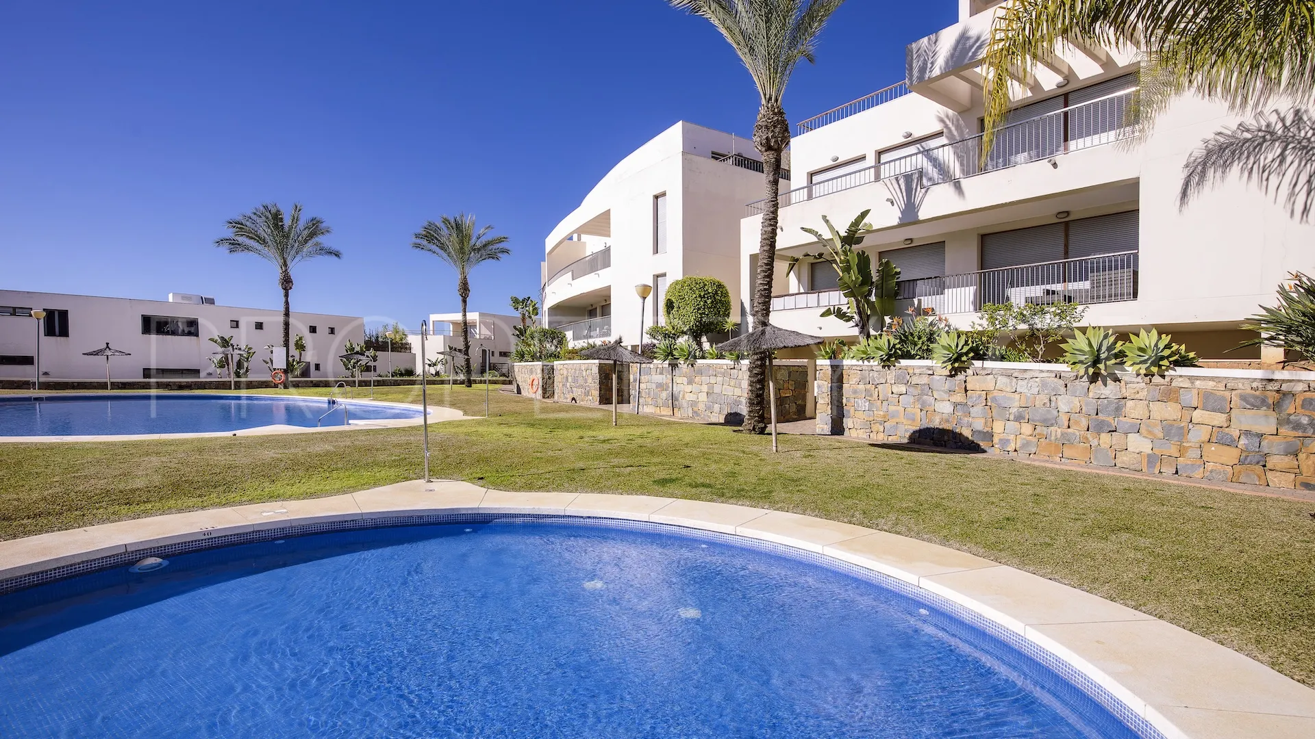 Se vende Ático en Los Altos de los Monteros