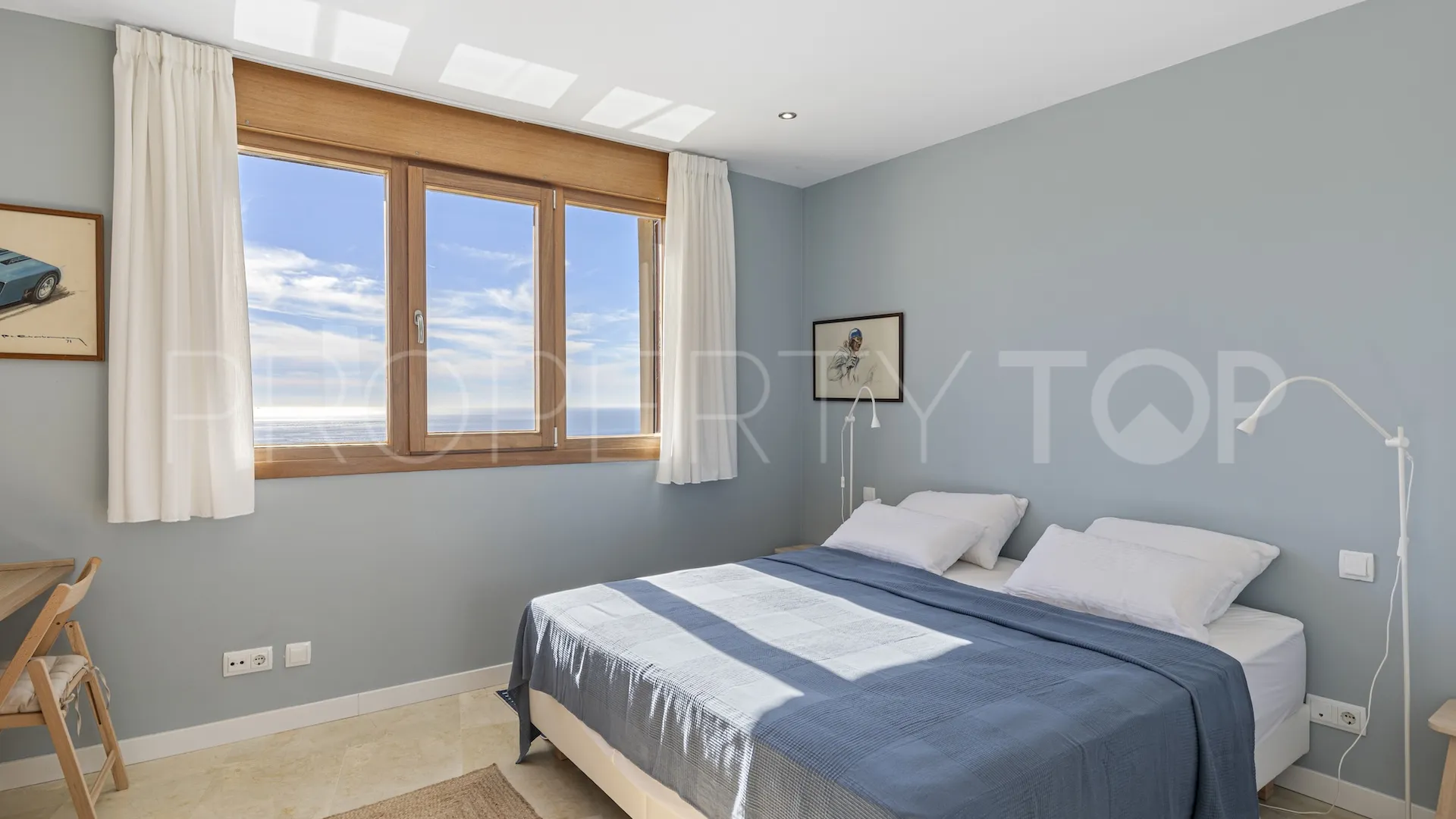 Se vende Ático en Los Altos de los Monteros