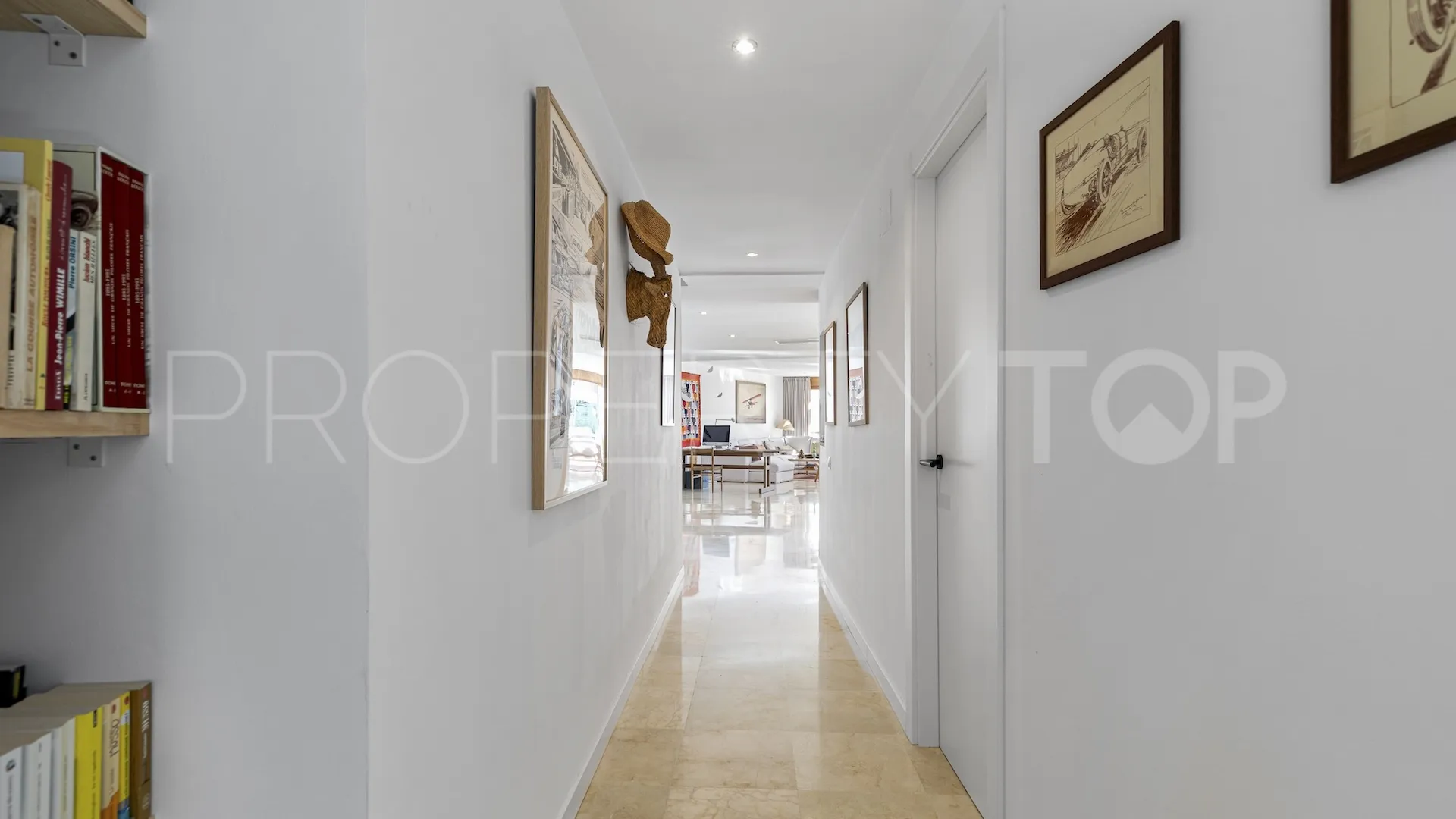 Se vende Ático en Los Altos de los Monteros