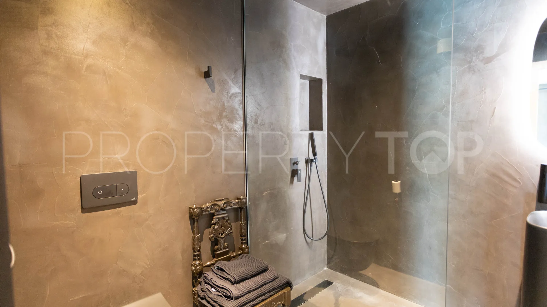 For sale Paraiso Barronal villa with 5 bedrooms