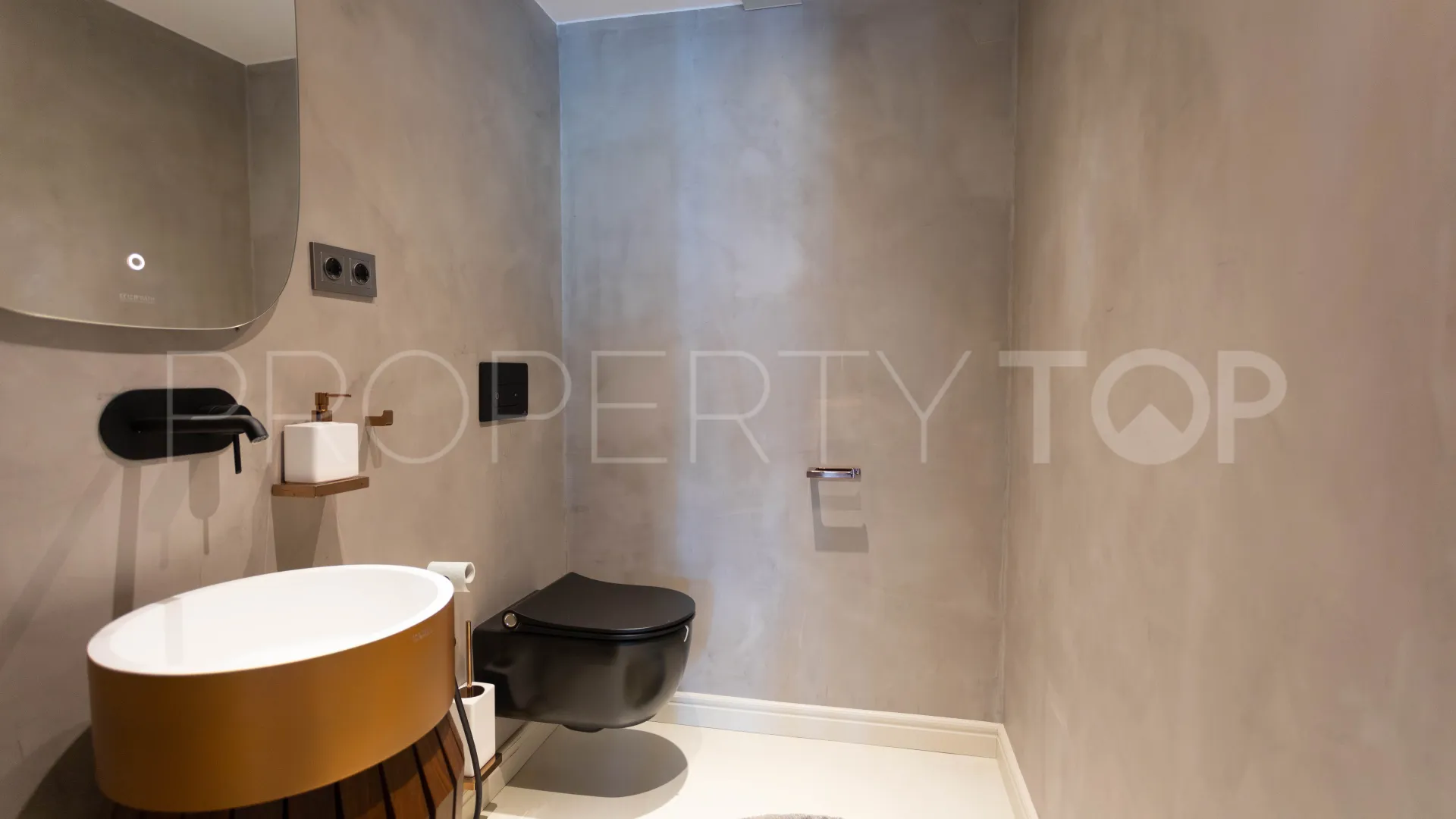 For sale Paraiso Barronal villa with 5 bedrooms