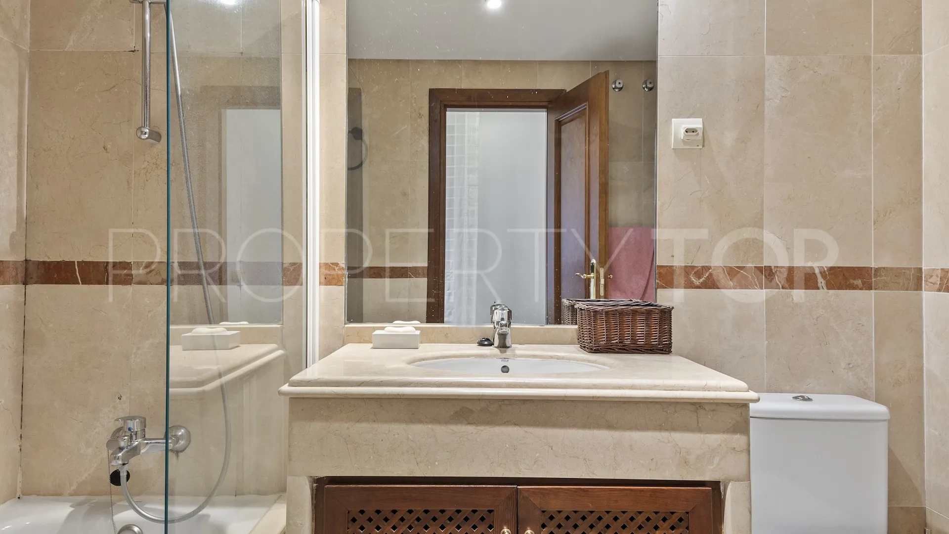 Apartamento de 3 dormitorios en venta en Alicate Playa