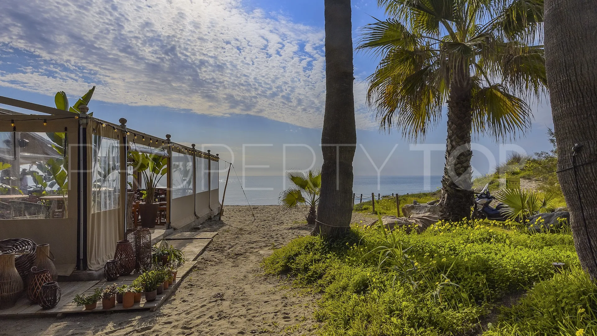 Apartamento de 3 dormitorios en venta en Alicate Playa