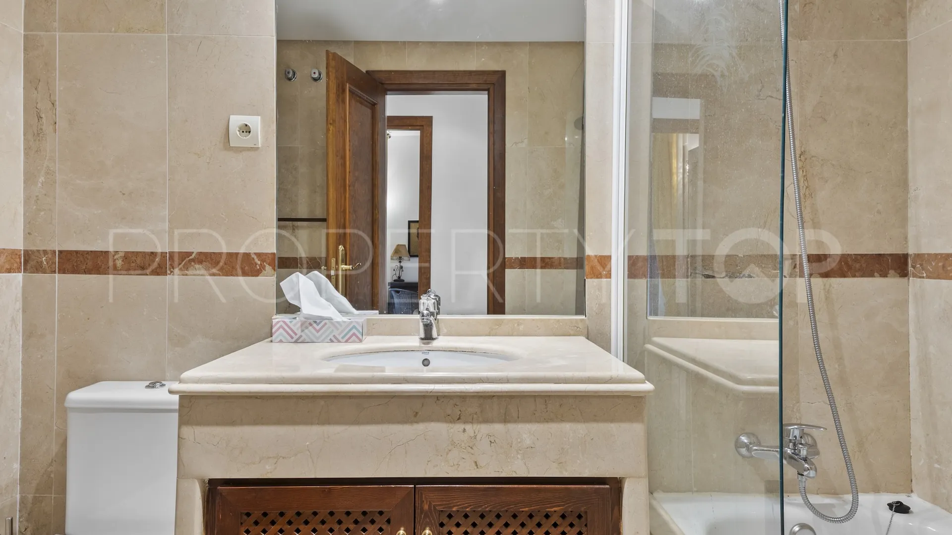 Apartamento de 3 dormitorios en venta en Alicate Playa