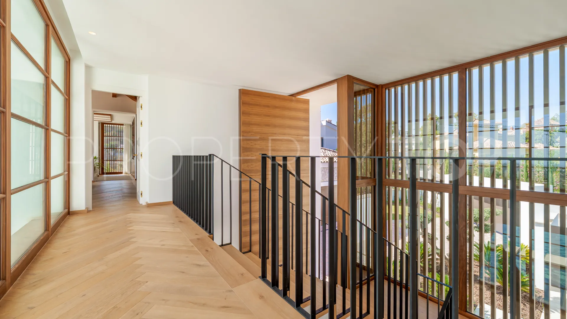 Villa en venta en The Hills con 5 dormitorios
