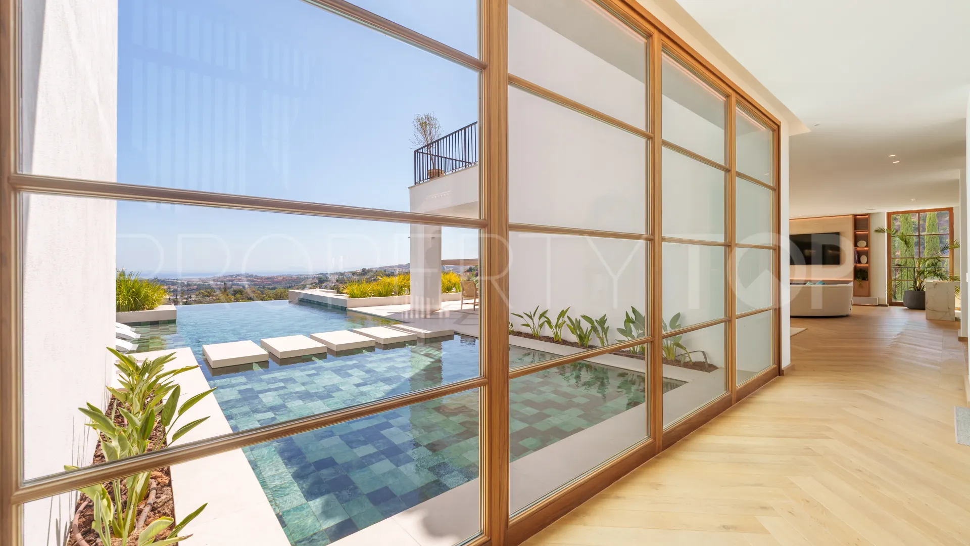 Villa en venta en The Hills con 5 dormitorios