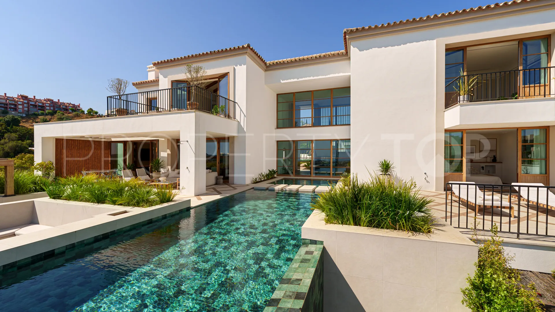 Villa en venta en The Hills con 5 dormitorios