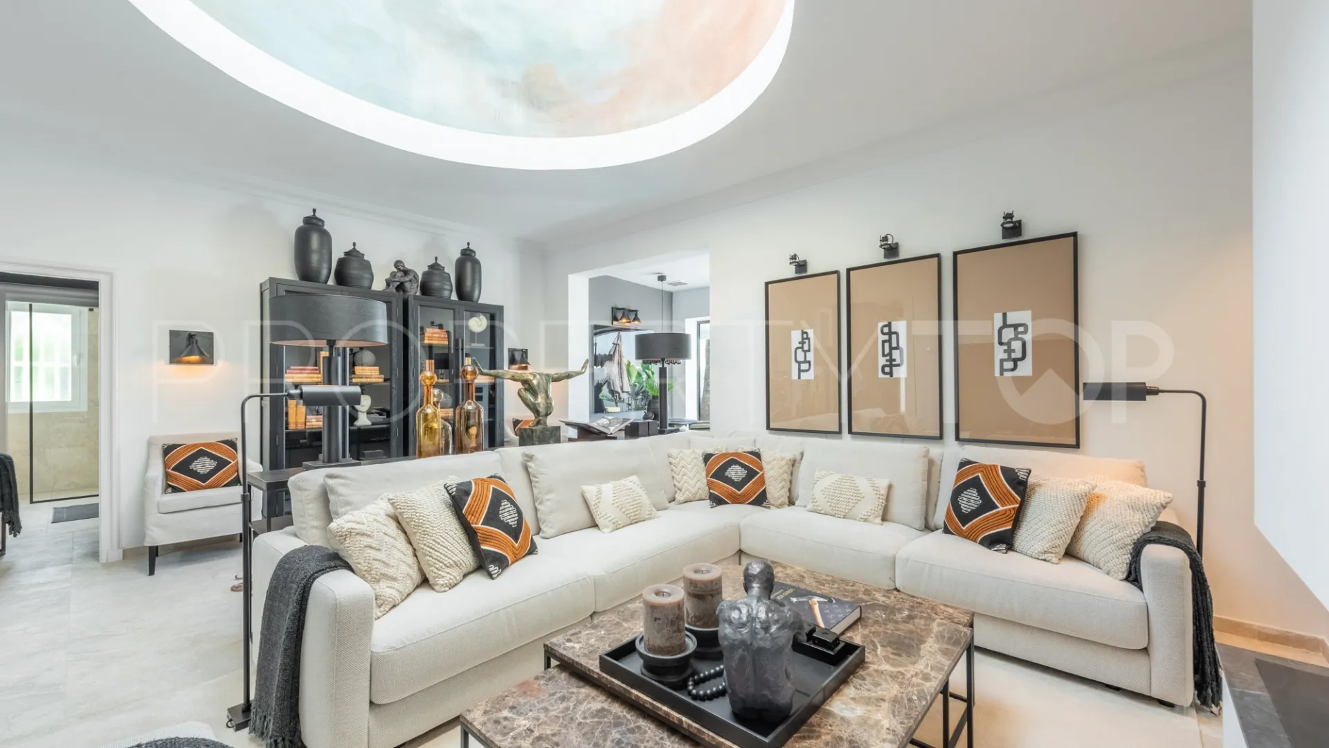 3 bedrooms town house in Oasis de Marbella for sale