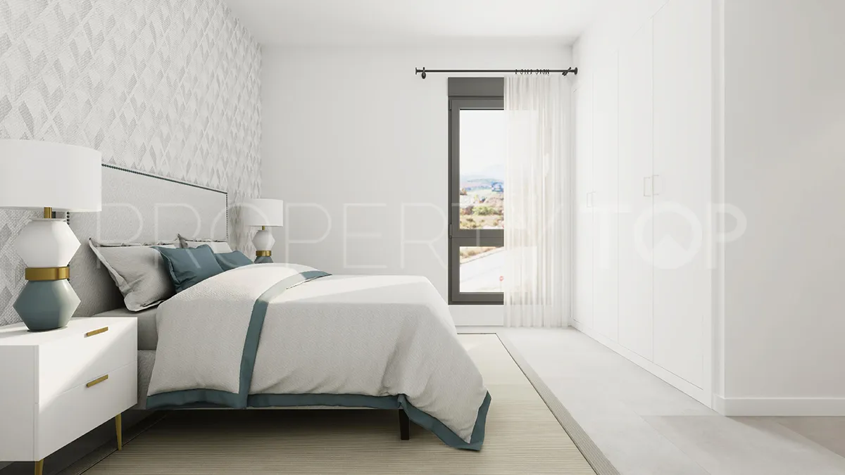 For sale Estepona West ground floor apartment with 3 bedrooms