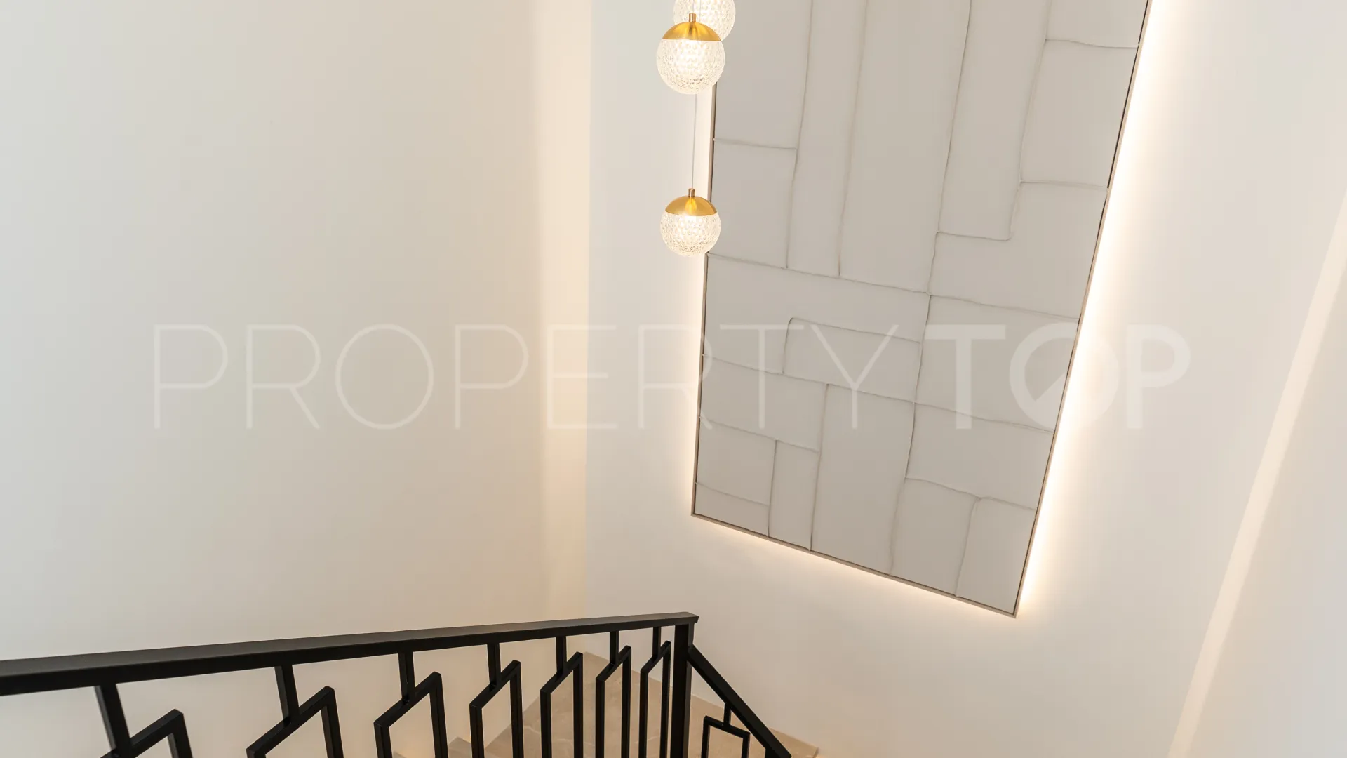 Town house for sale in La Rinconada with 4 bedrooms