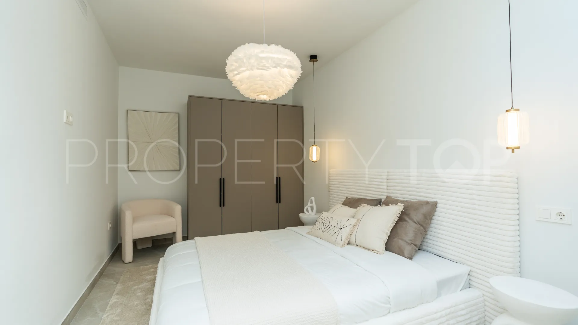 Town house for sale in La Rinconada with 4 bedrooms