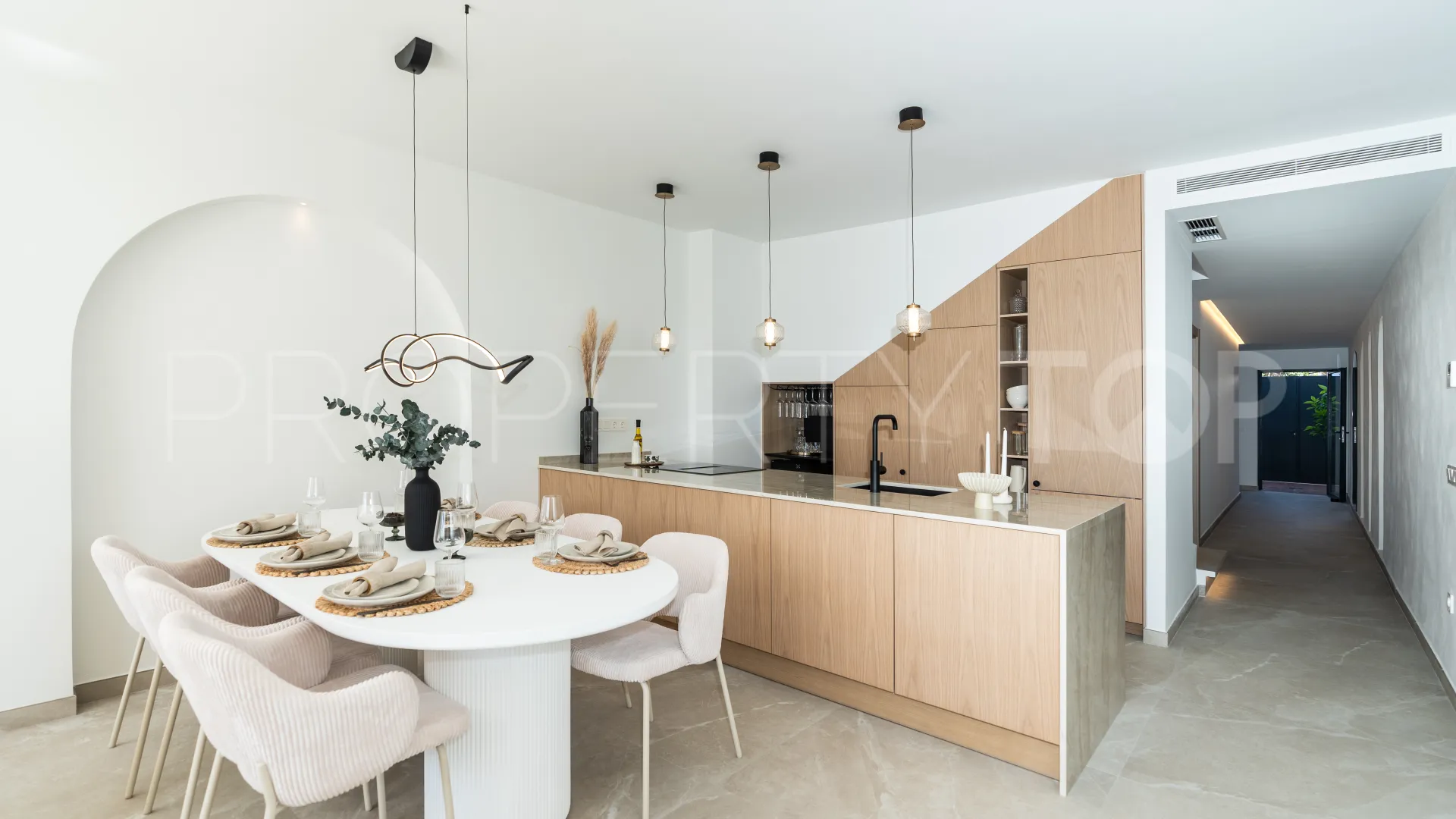 Town house for sale in La Rinconada with 4 bedrooms