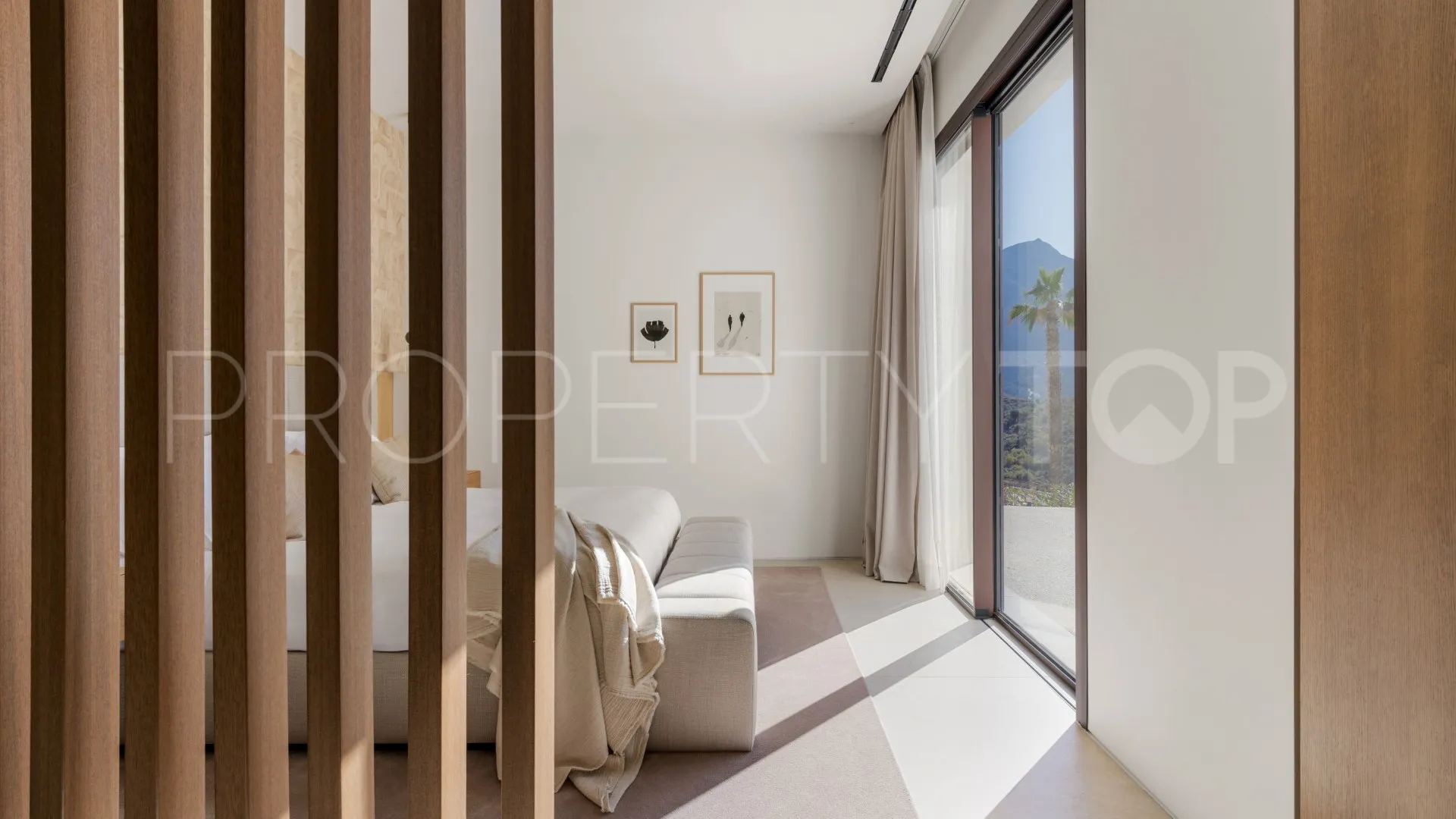 Villa de 4 dormitorios en venta en Real de La Quinta
