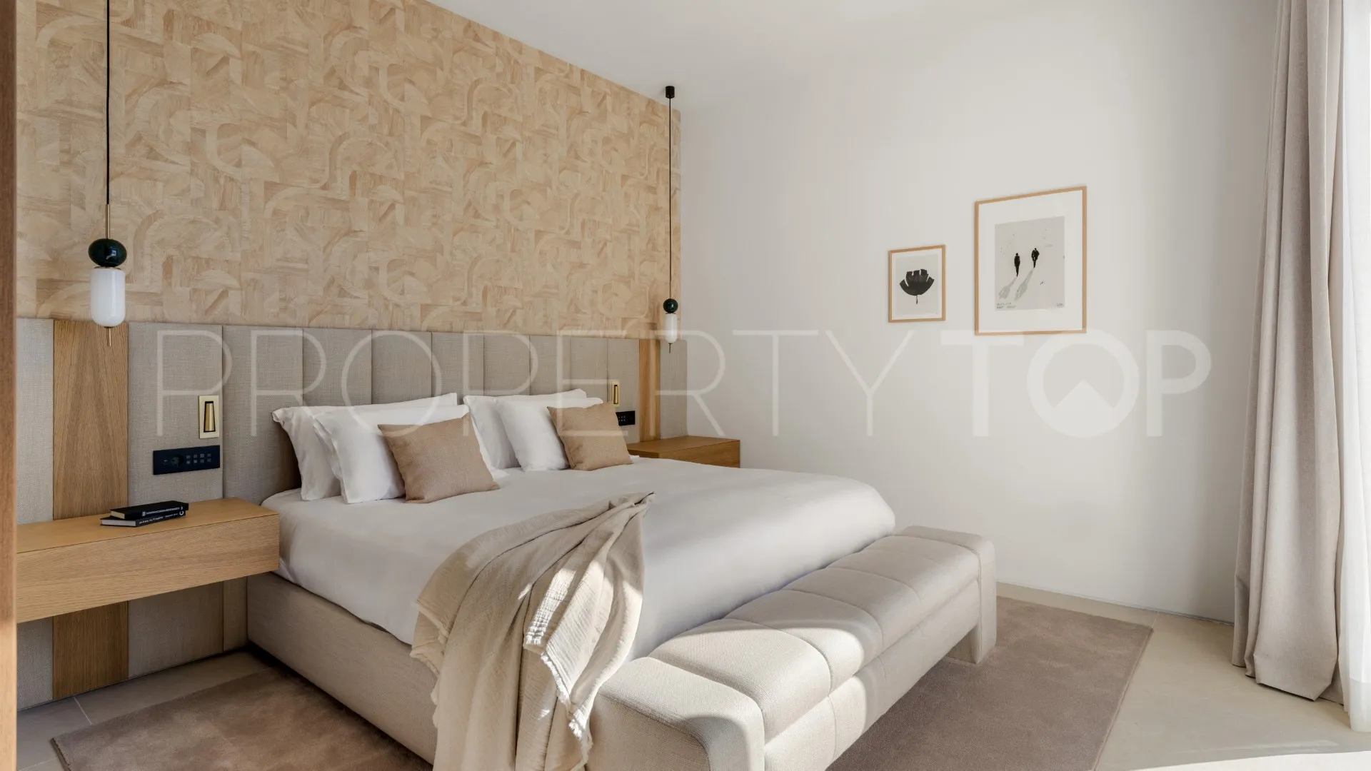 Villa de 4 dormitorios en venta en Real de La Quinta