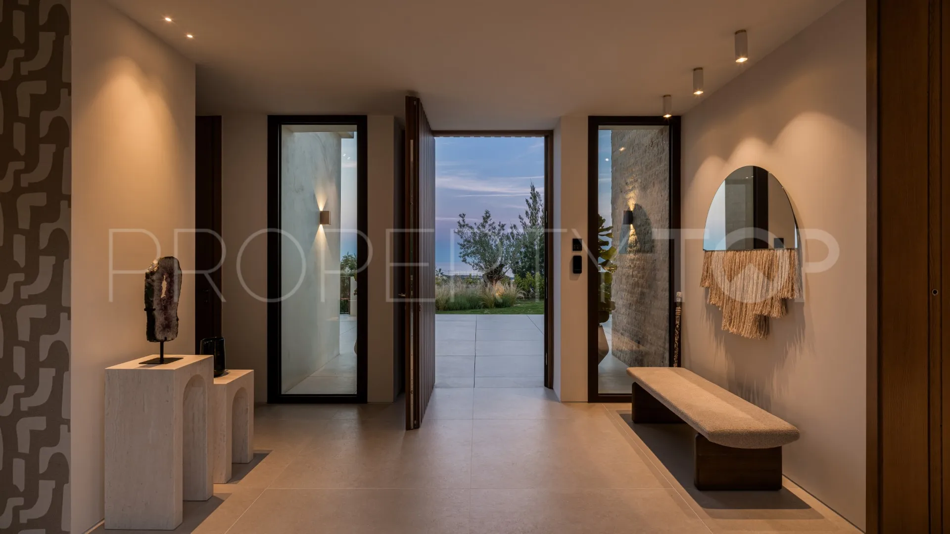 Villa de 4 dormitorios en venta en Real de La Quinta