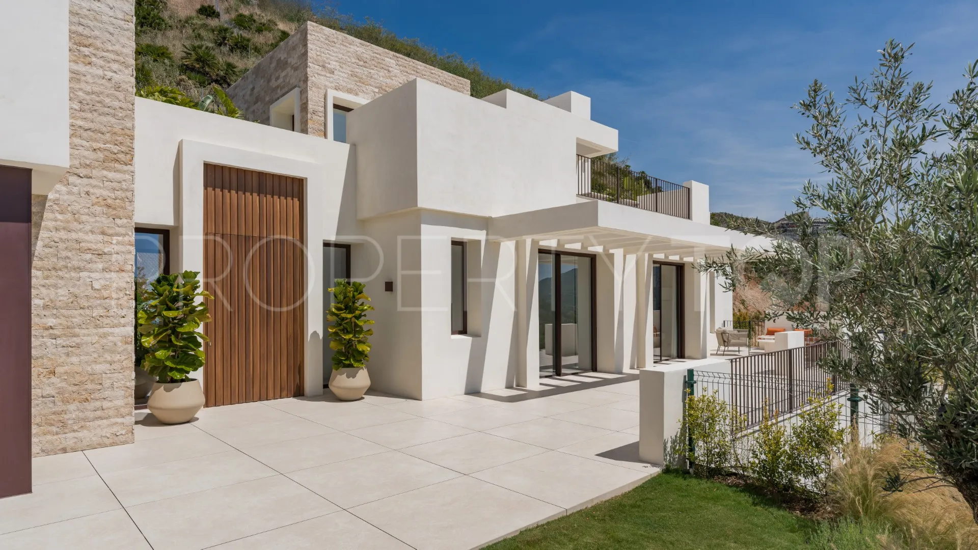 Villa de 4 dormitorios en venta en Real de La Quinta