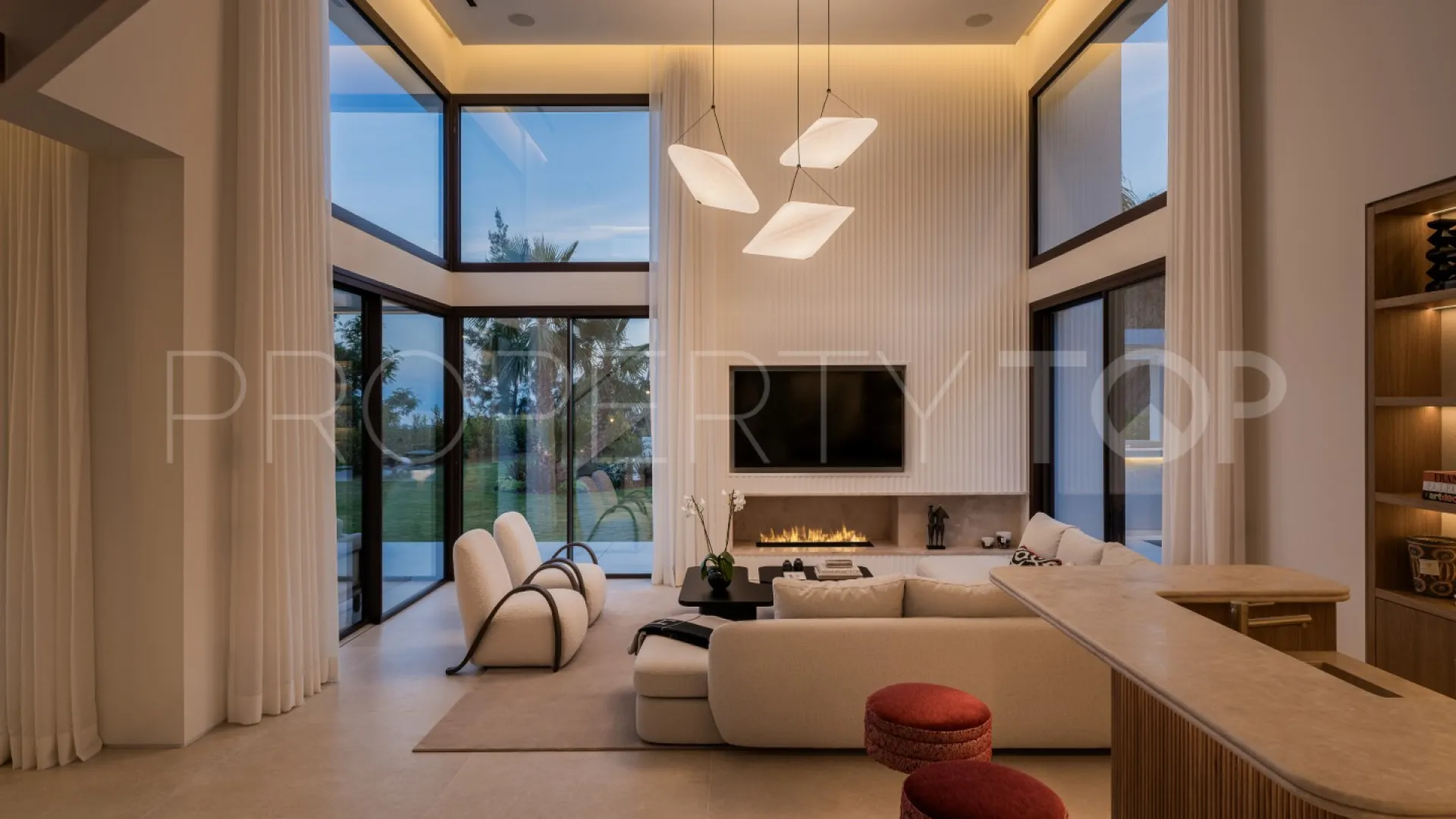 Villa de 4 dormitorios en venta en Real de La Quinta