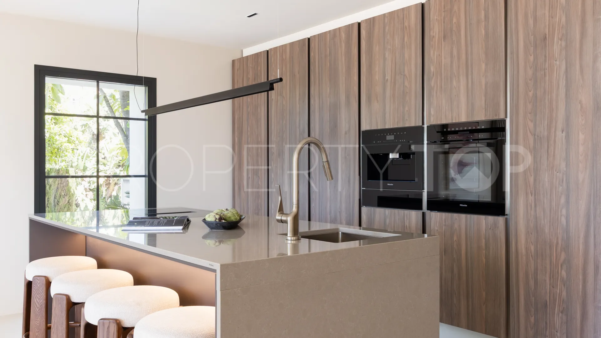 Villa de 4 dormitorios en venta en Paraiso Alto