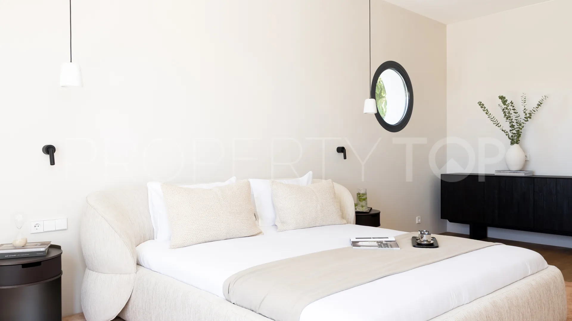 Villa de 4 dormitorios en venta en Paraiso Alto