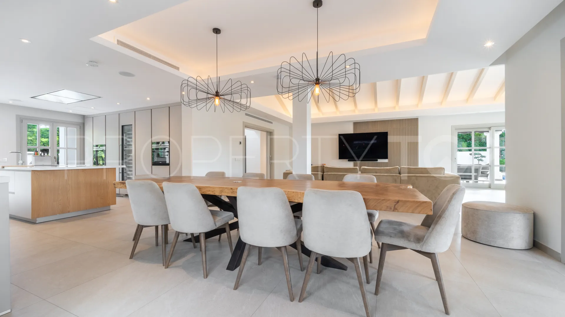 For sale villa in Los Naranjos Golf