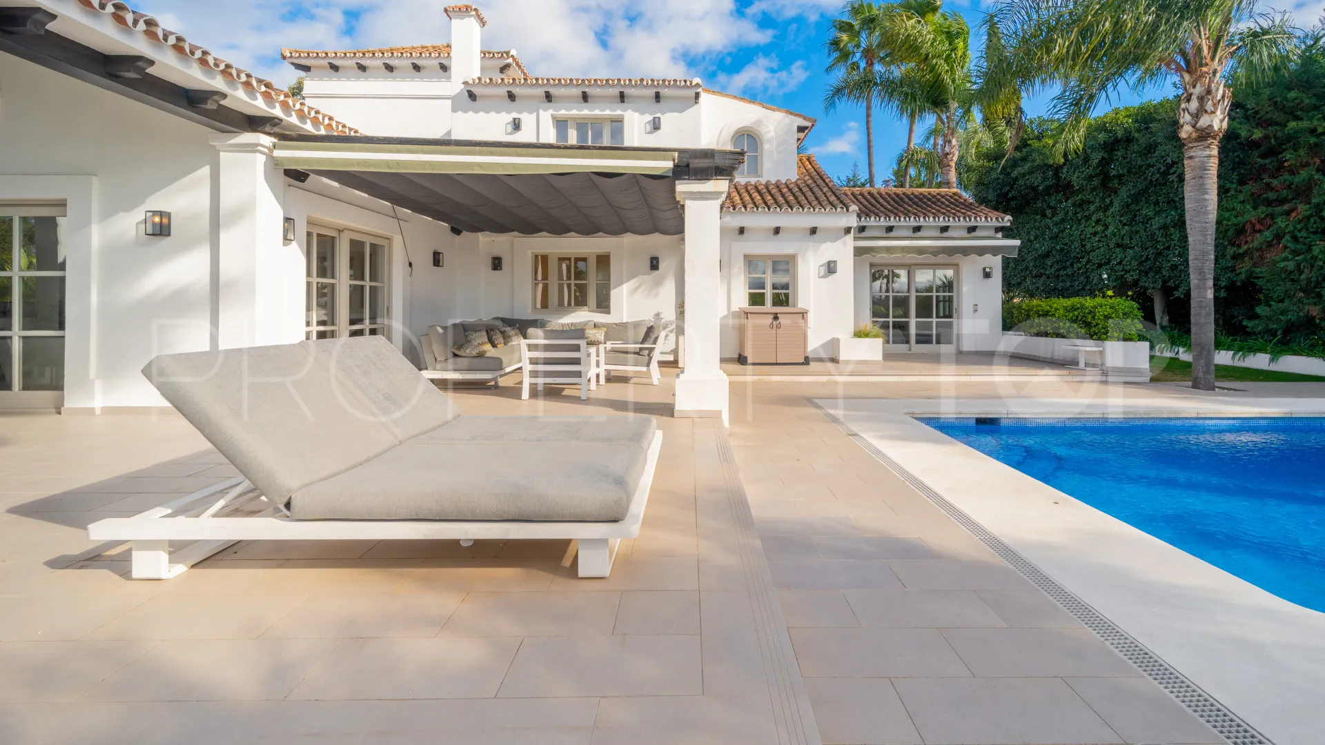 For sale villa in Los Naranjos Golf
