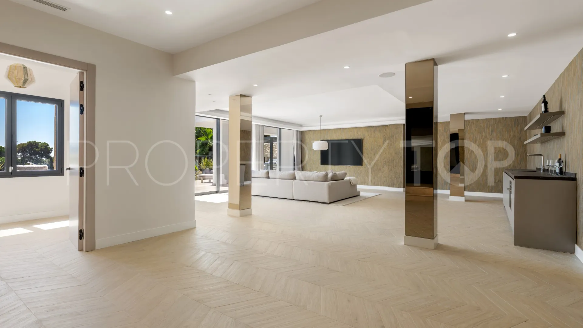 Villa for sale in Los Flamingos