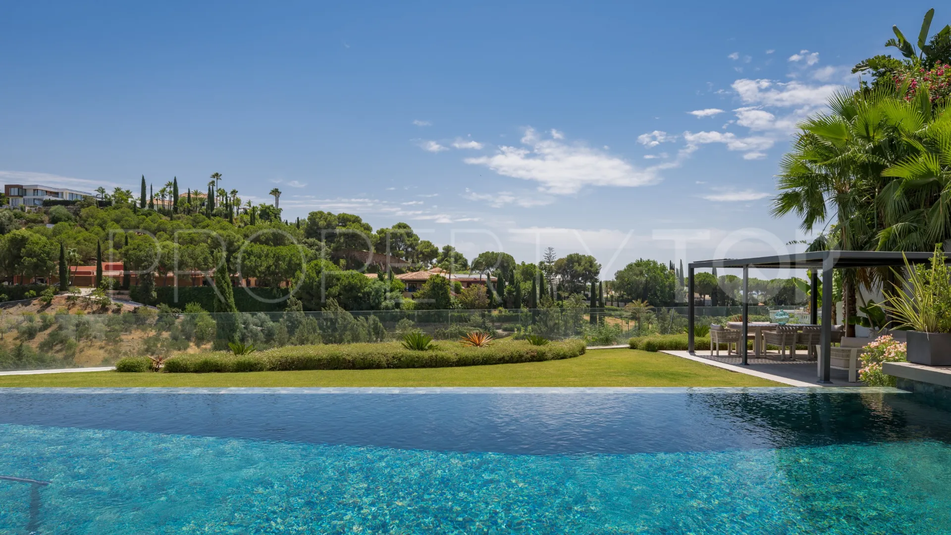 Villa for sale in Los Flamingos