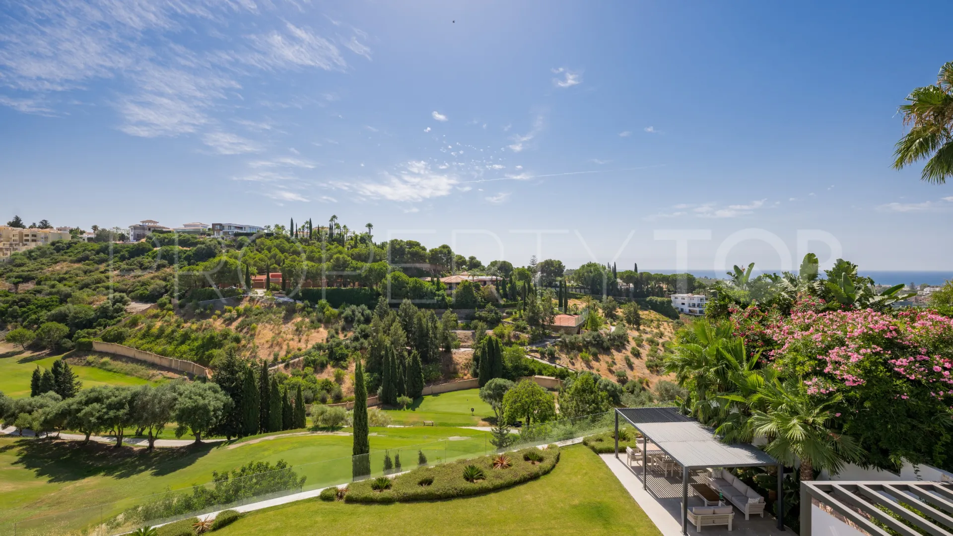 Villa for sale in Los Flamingos