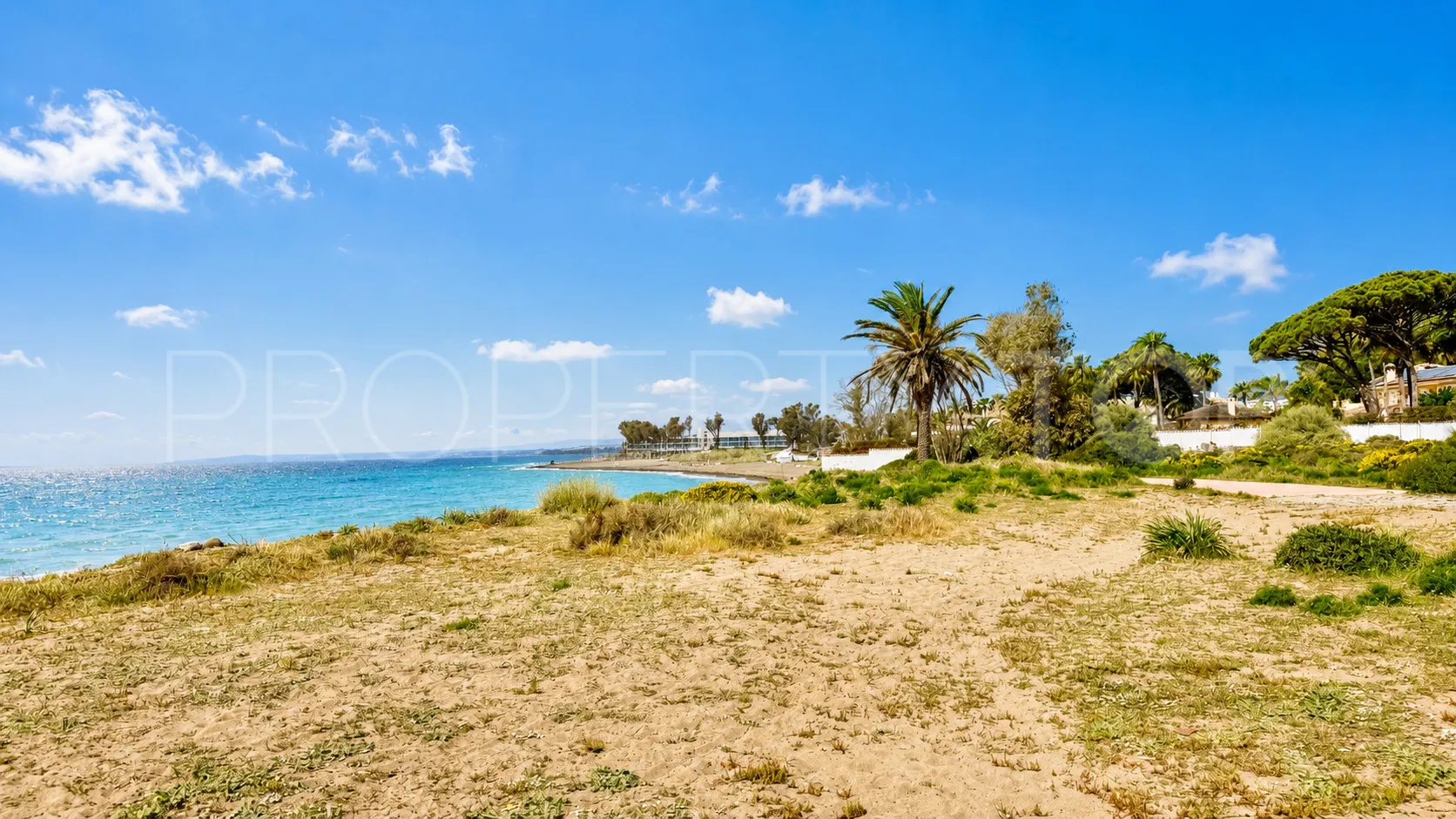 For sale 5 bedrooms villa in Estepona East