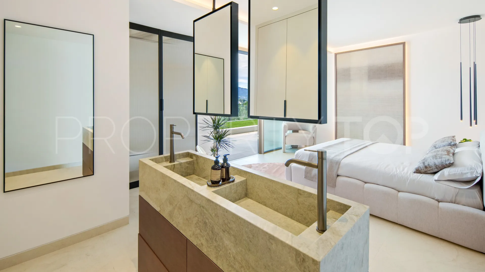 Villa en venta en Aloha de 5 dormitorios