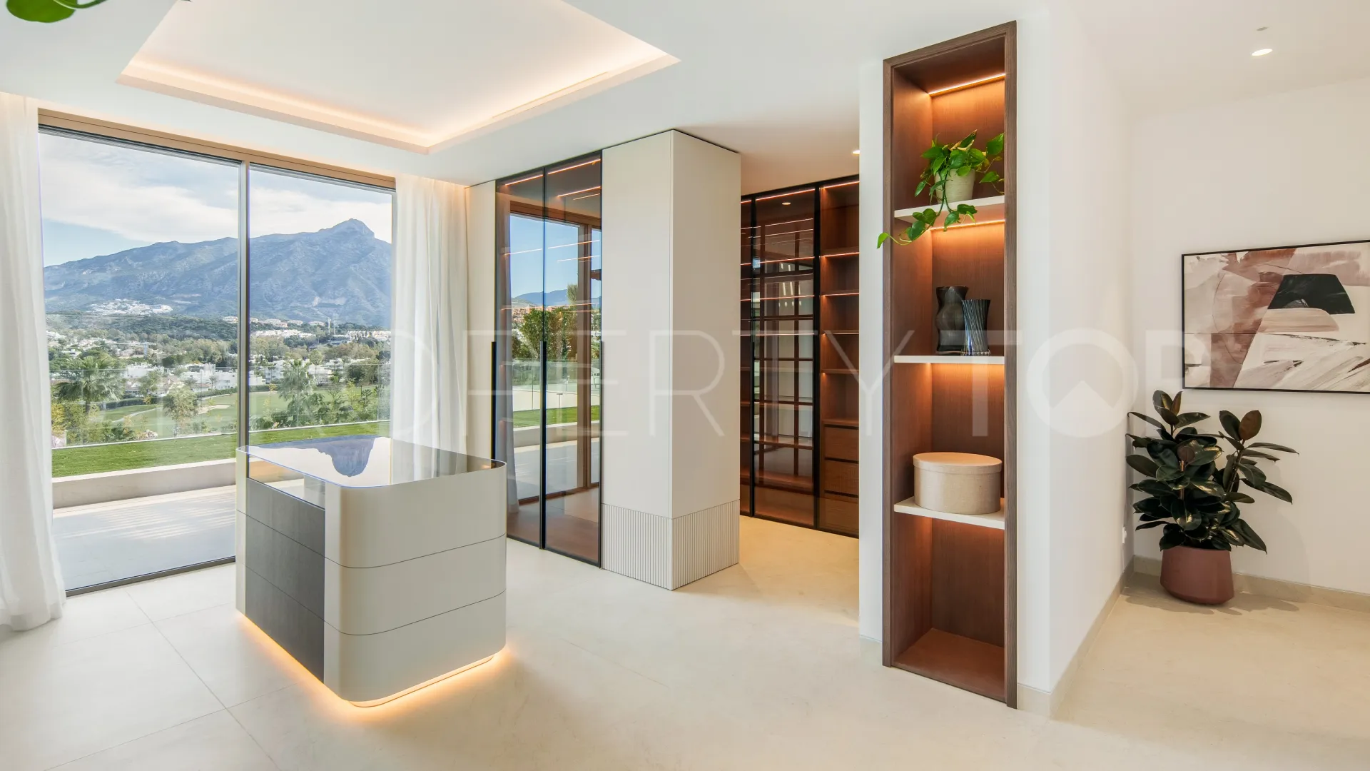 Villa en venta en Aloha de 5 dormitorios