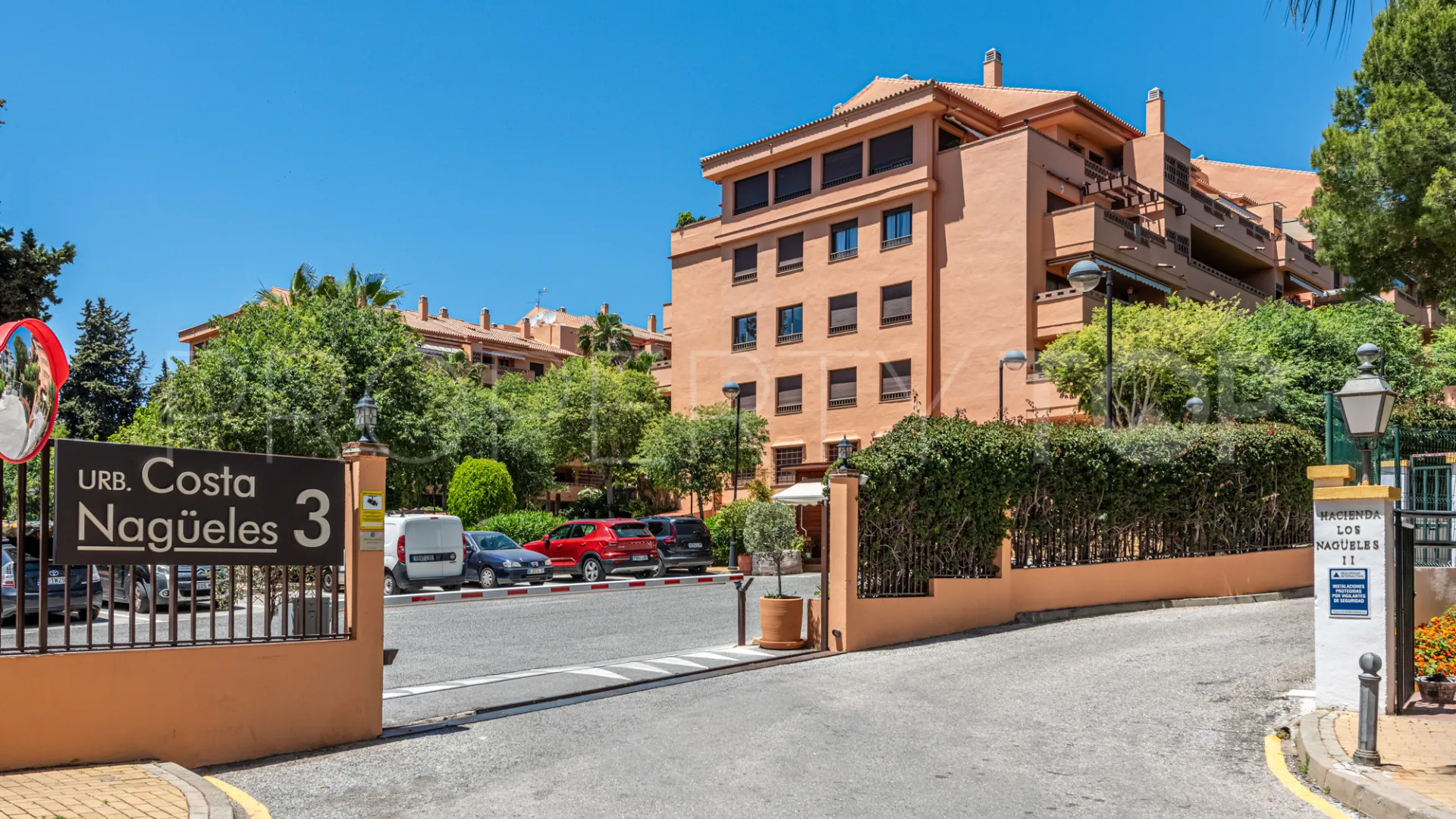 For sale apartment in Costa Nagüeles III with 3 bedrooms