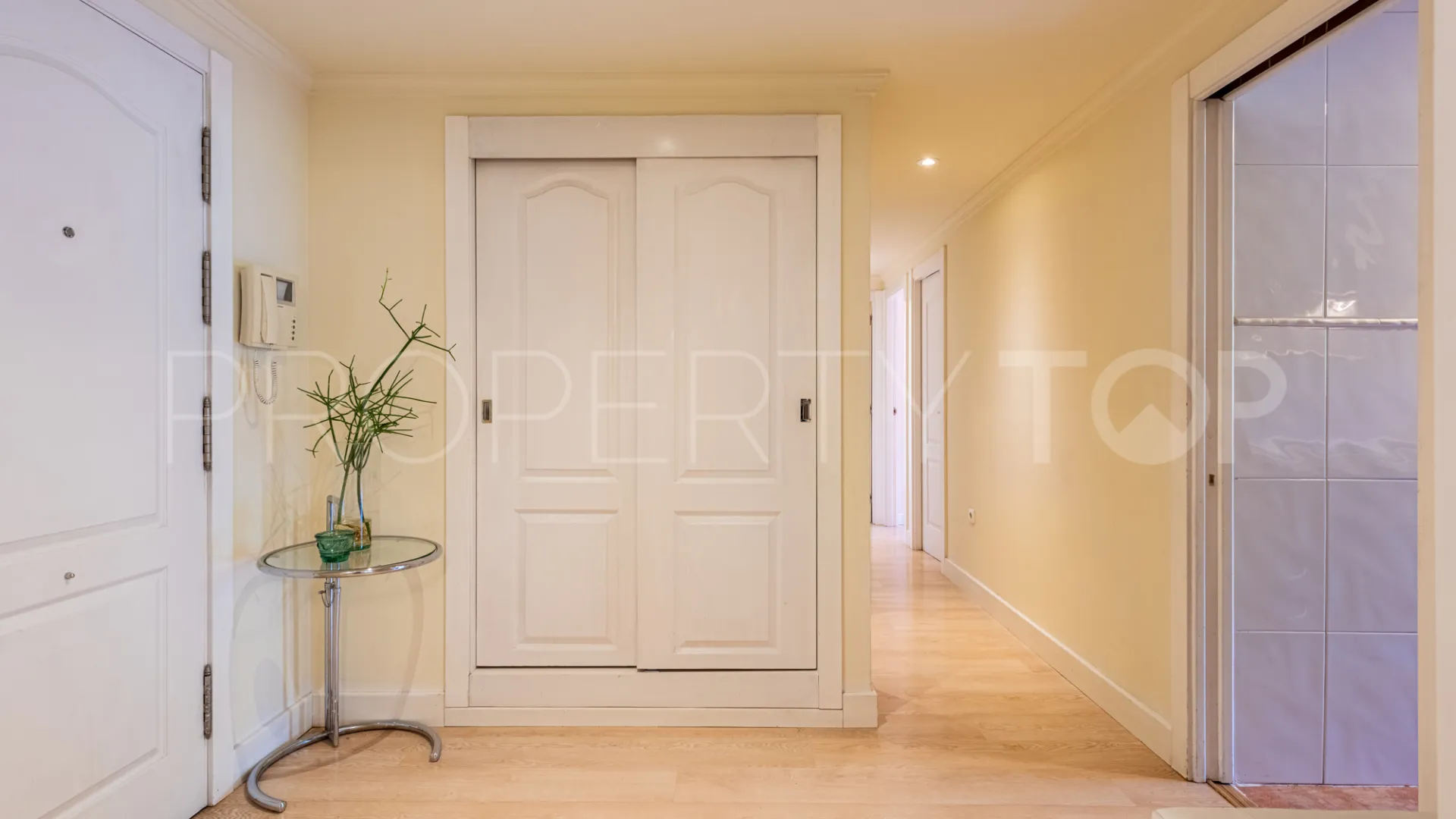 For sale apartment in Costa Nagüeles III with 3 bedrooms