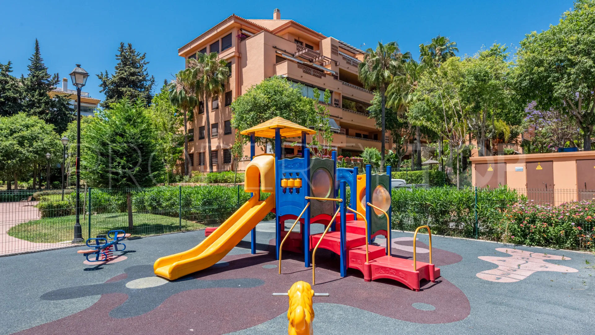 For sale apartment in Costa Nagüeles III with 3 bedrooms