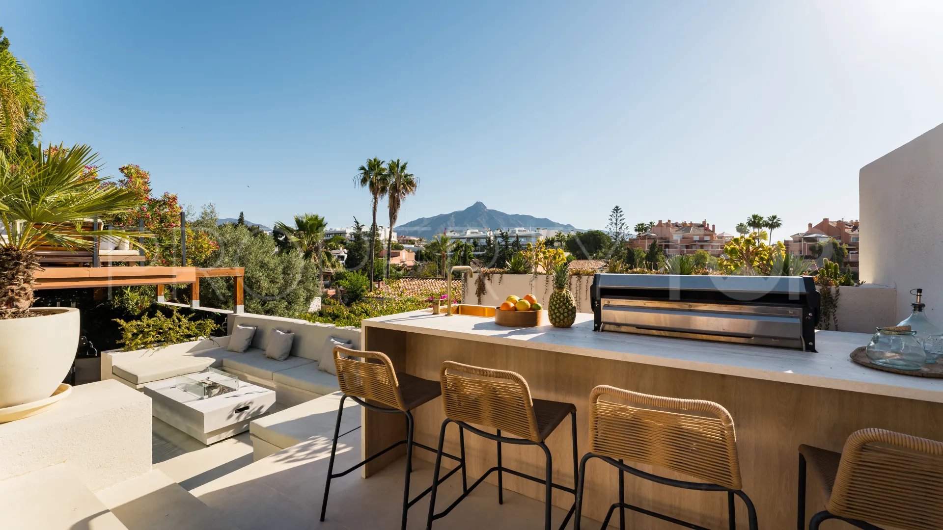 Nueva Andalucia, villa con 5 dormitorios en venta
